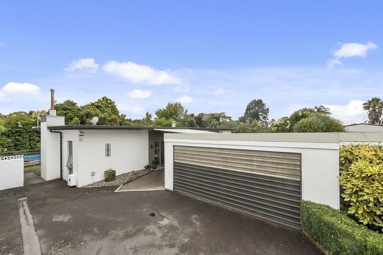 Photo of property in 8 Morrow Avenue, St Andrews, Hamilton, 3200