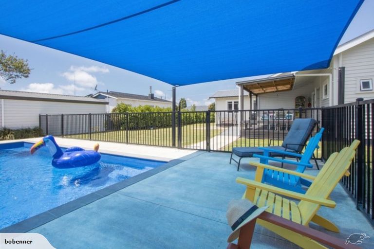 Photo of property in 16 Park Road, Katikati, 3129