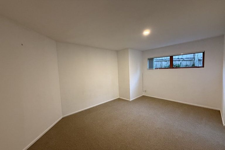 Photo of property in 85 Wade River Road, Stanmore Bay, Whangaparaoa, 0932