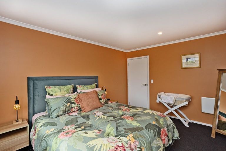 Photo of property in 83 Watt Road, Otatara, Invercargill, 9879