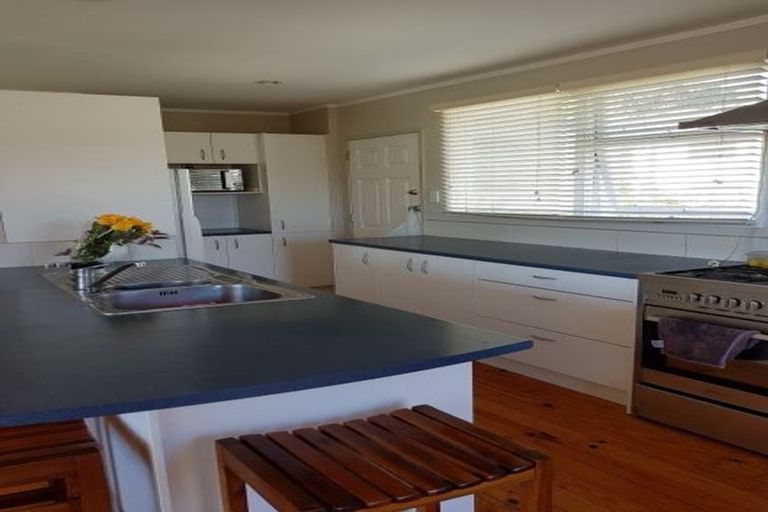 Photo of property in 114 Archers Road, Glenfield, Auckland, 0629