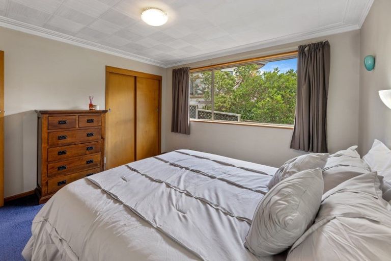 Photo of property in 402 South Road, Caversham, Dunedin, 9012