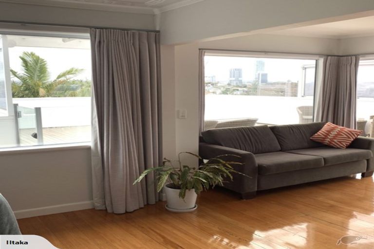 Photo of property in 1/32 Norman Road, Hauraki, Auckland, 0622