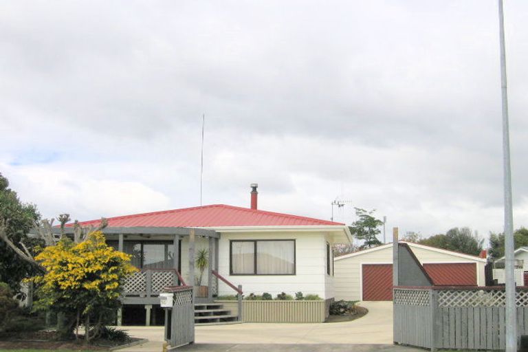 Photo of property in 74 Gloucester Road, Mount Maunganui, 3116