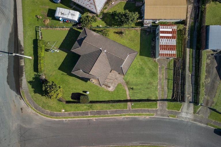 Photo of property in 2 Ben Keys Street, Te Puke, 3119