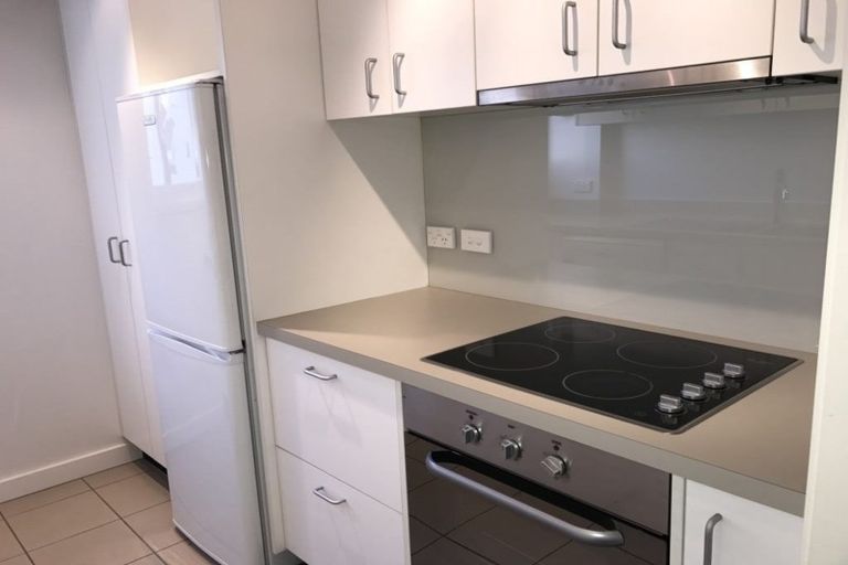 Photo of property in 28 Cottleville Terrace, Thorndon, Wellington, 6011