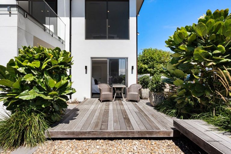 Photo of property in 27 Coronation Street, Ahuriri, Napier, 4110