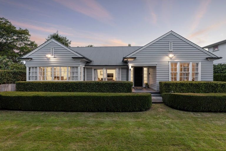 Photo of property in 20 Royds Street, Fendalton, Christchurch, 8014
