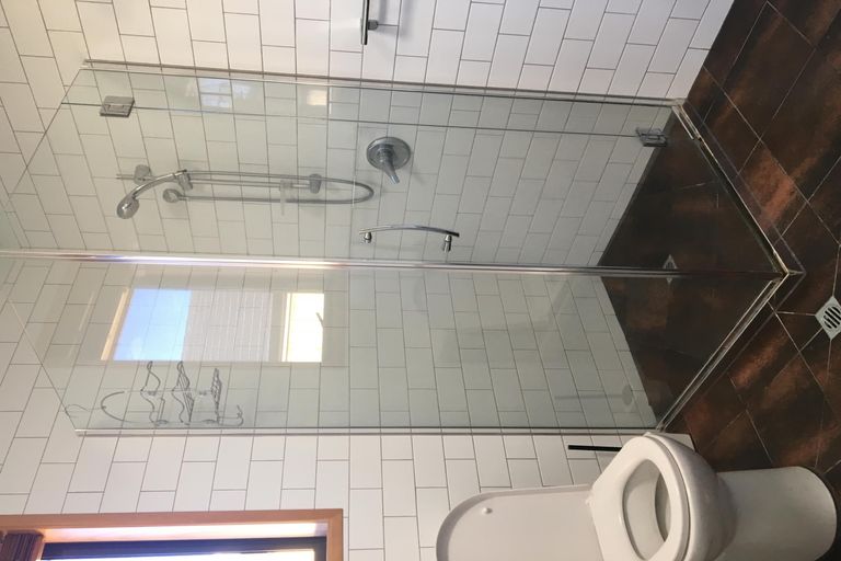 Photo of property in 2 Mooring Close, Haruru, 0204