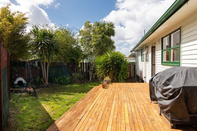 Photo of property in 86 Universal Drive, Henderson, Auckland, 0610
