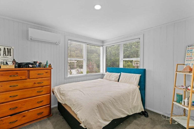 Photo of property in 9 Hillcrest Grove, Hillpark, Auckland, 2102