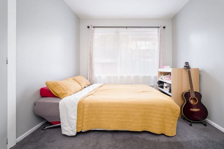 Photo of property in 1/53 Bassett Street, Burwood, Christchurch, 8083