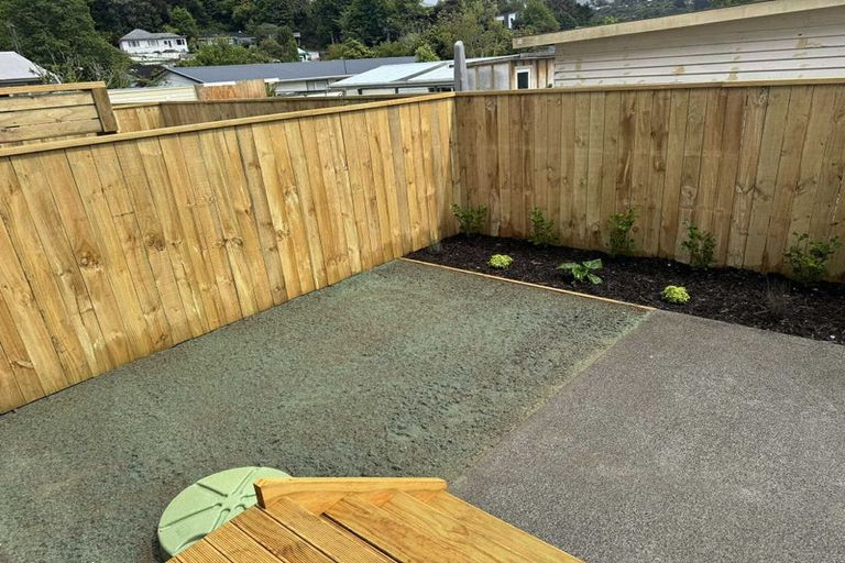 Photo of property in 7/64 Glen Road, Stokes Valley, Lower Hutt, 5019