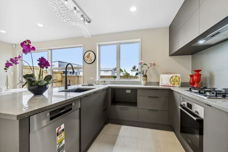 Photo of property in 7 Karikari Crescent, Takanini, 2112