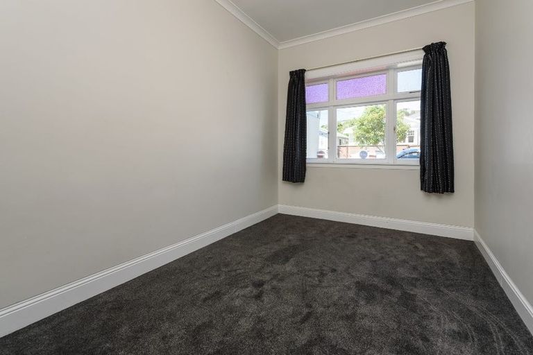 Photo of property in 26 Herald Street, Berhampore, Wellington, 6023