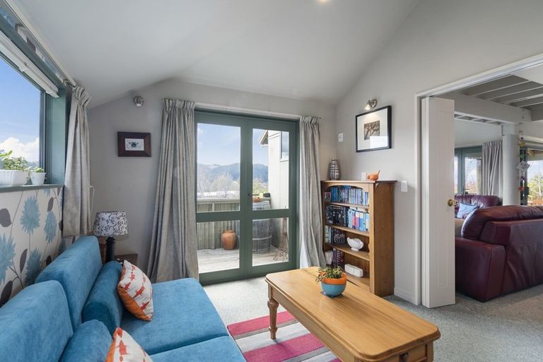 Photo of property in 17 Treeton Place, Wakefield, 7025