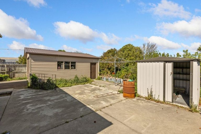 Photo of property in 325 Hills Road, Mairehau, Christchurch, 8013