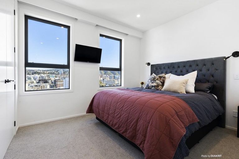 Photo of property in 12 Earls Terrace, Mount Victoria, Wellington, 6011