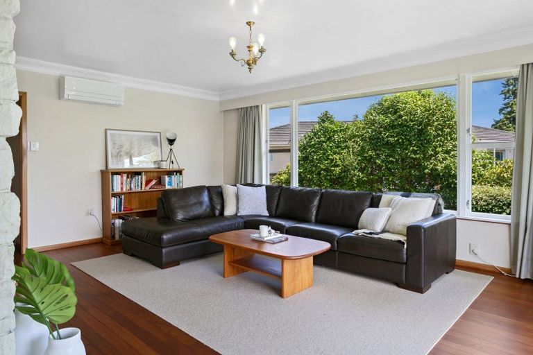 Photo of property in 9 Hilden Place, Hilltop, Taupo, 3330