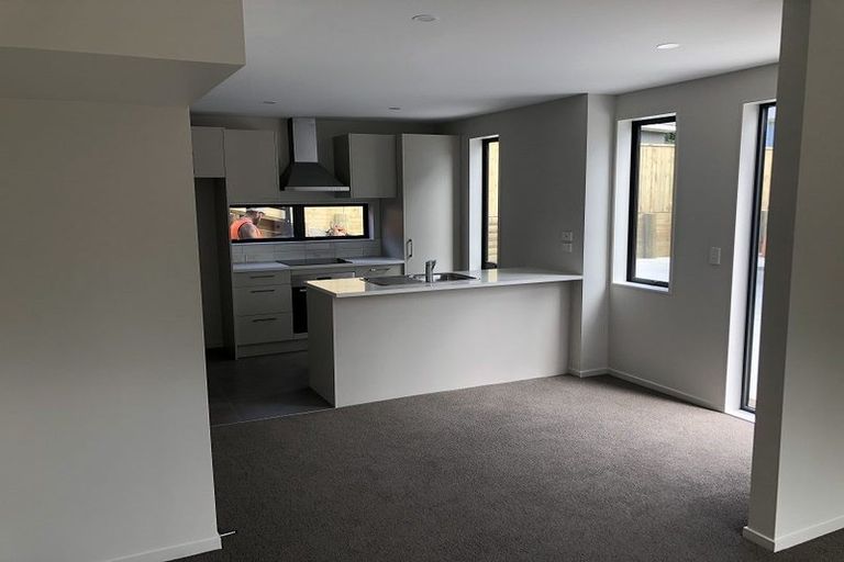 Photo of property in 60b Seymour Road, Sunnyvale, Auckland, 0612