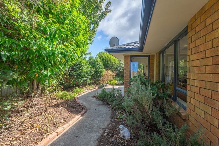 Photo of property in 53 Makarini Street, Paraparaumu, 5032