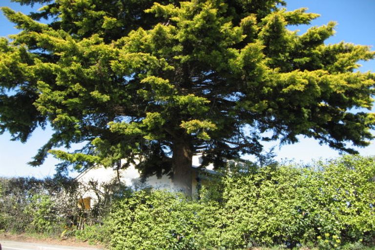 Photo of property in 200 Dyers Pass Road, Cashmere, Christchurch, 8022