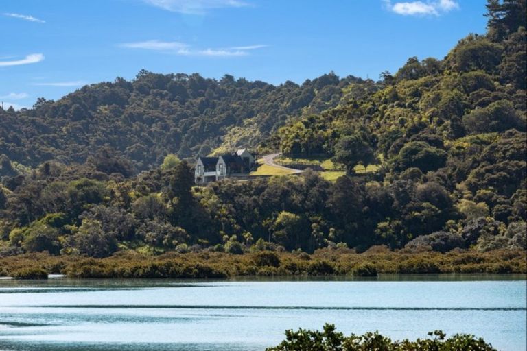 Photo of property in 1243a Hibiscus Coast Highway, Puhoi, Warkworth, 0994