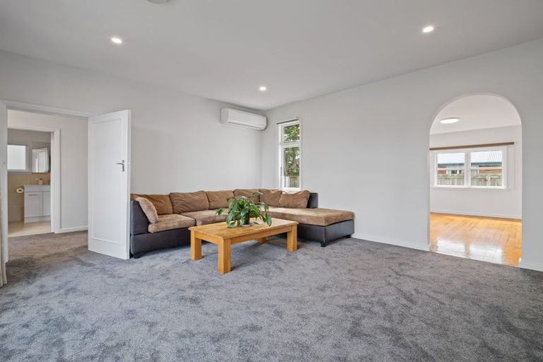 Photo of property in 12 Buchanans Road, Sockburn, Christchurch, 8042