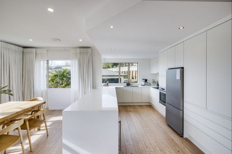 Photo of property in 6 Burbury Ridge, Havelock North, 4130