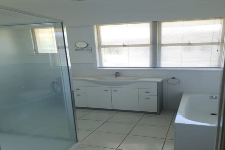 Photo of property in 6 Constance Street, Queenwood, Hamilton, 3210