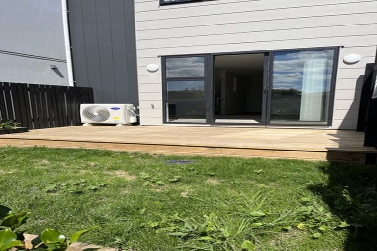 Photo of property in 57 Tima Lane, Mangere Bridge, Auckland, 2022