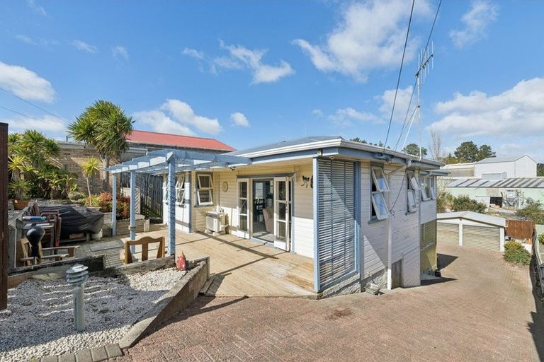 Photo of property in 30 Rayner Road, Huntly, 3700