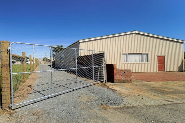 Photo of property in 22 District Road, Kennington, Invercargill, 9871