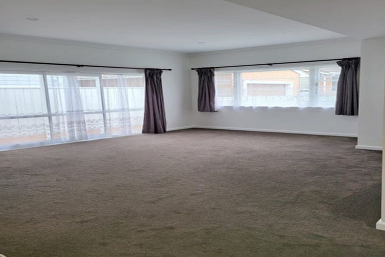 Photo of property in 37a Parkvale Road, Karori, Wellington, 6012