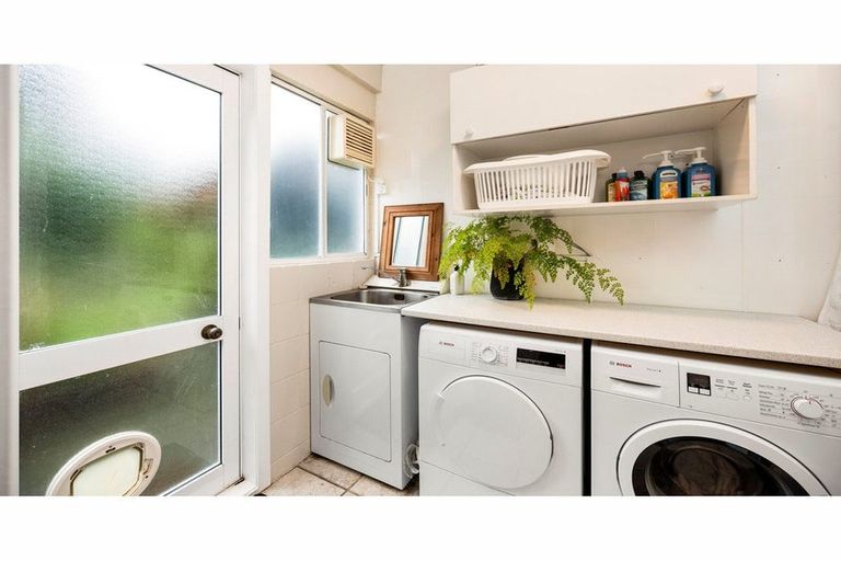 Photo of property in 60 Utuhina Road, Springfield, Rotorua, 3015