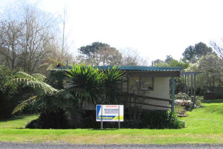 Photo of property in 7 Rees Avenue, Cooks Beach, Whitianga, 3591
