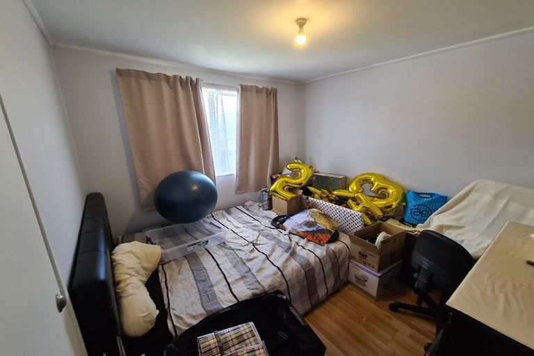 Photo of property in 2/9 Silver Creek Road, Weymouth, Auckland, 2103