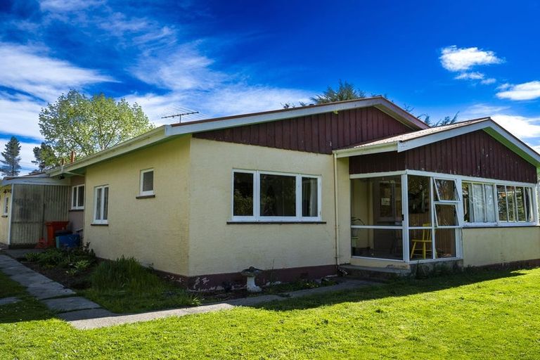 Photo of property in 42 Falcon Street, Palmerston, 9430