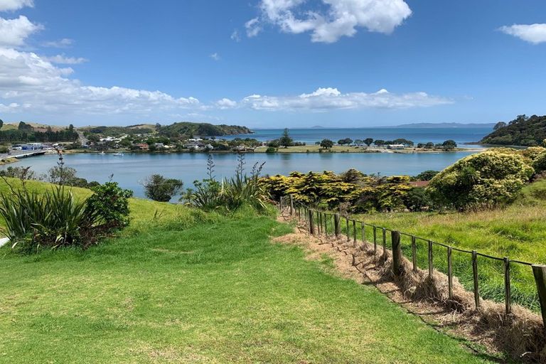 Photo of property in 13 Taipa Heights Drive, Taipa, 0420