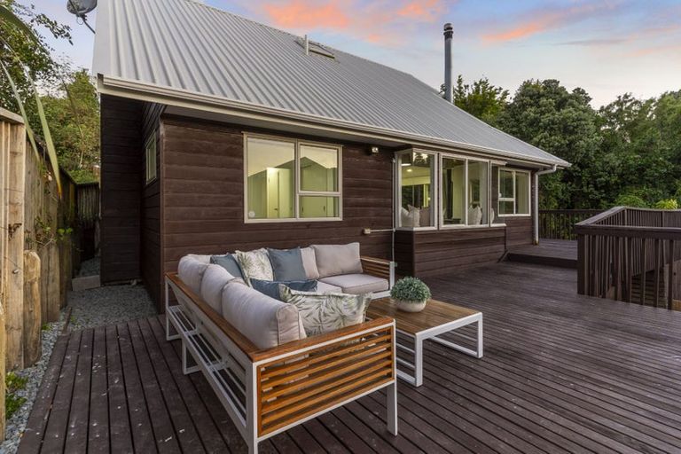 Photo of property in 2/20 Rambler Crescent, Beach Haven, Auckland, 0626