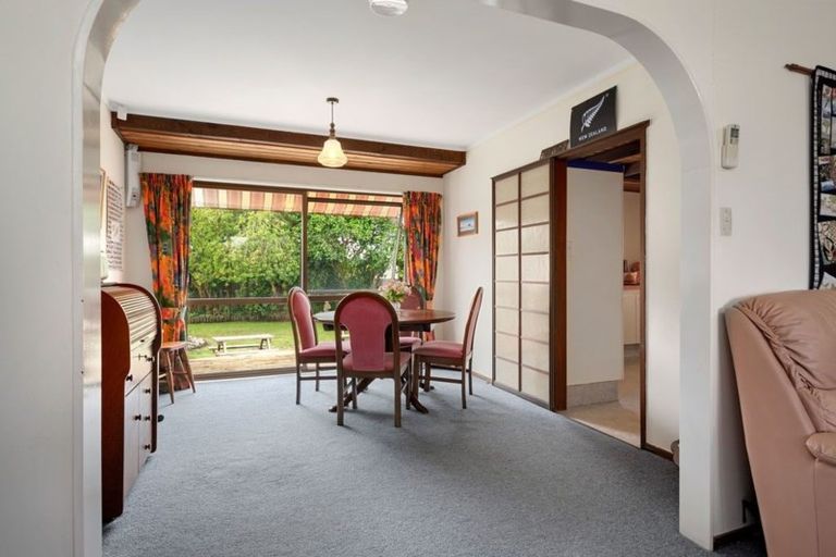 Photo of property in 33 Dickson Road, Papamoa Beach, Papamoa, 3118