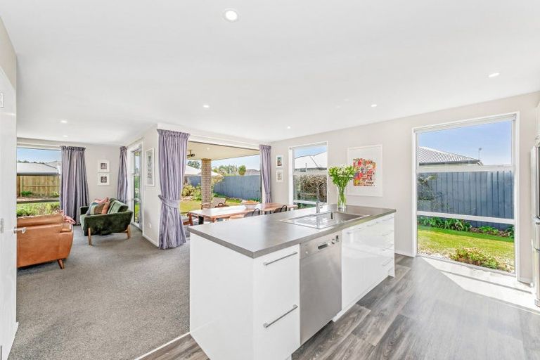 Photo of property in 12 Cassini Place, Leeston, 7632