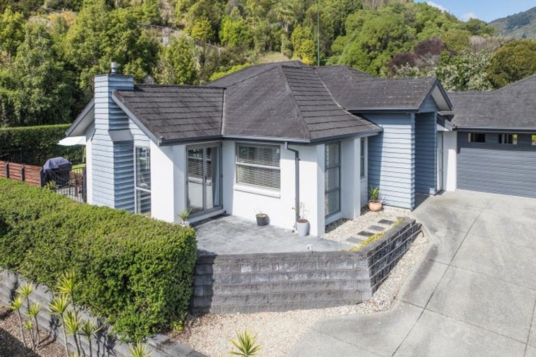 Photo of property in 17 Highview Drive, Wakatu, Nelson, 7011