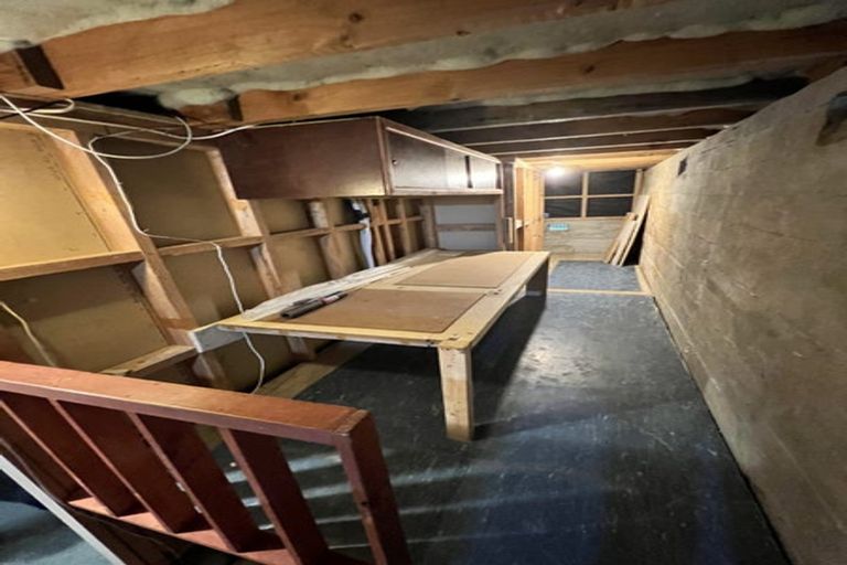 Photo of property in 5 Kau Kau Way, Ngaio, Wellington, 6035