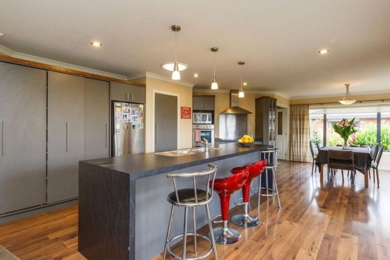 Photo of property in 63 Peter Hall Drive, Kelvin Grove, Palmerston North, 4414