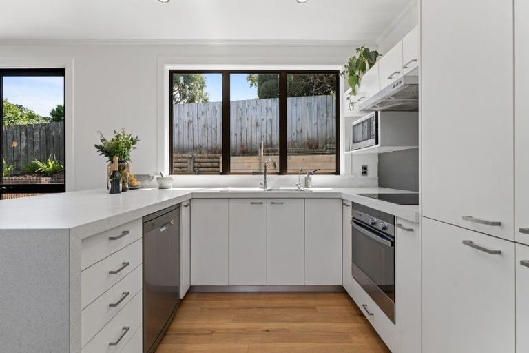 Photo of property in 41 Shandon Road, Vauxhall, Dunedin, 9013