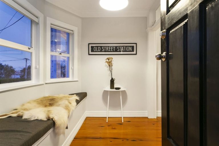 Photo of property in 26 Mariposa Crescent, Birkenhead, Auckland, 0626