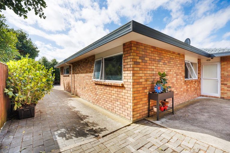 Photo of property in 5 Barnes Court, Roslyn, Palmerston North, 4414
