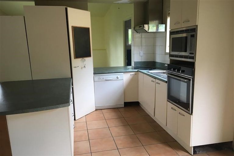 Photo of property in 596 Beach Road, Rothesay Bay, Auckland, 0630