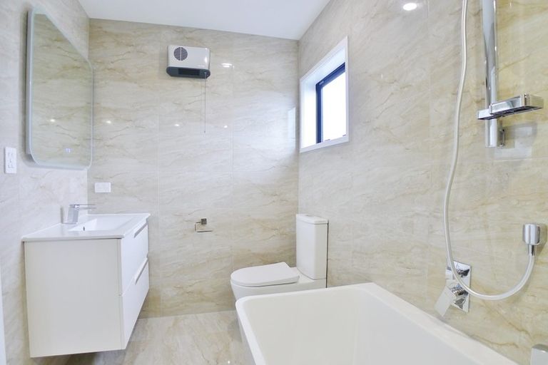 Photo of property in 10a Malvern Road, Morningside, Auckland, 1022